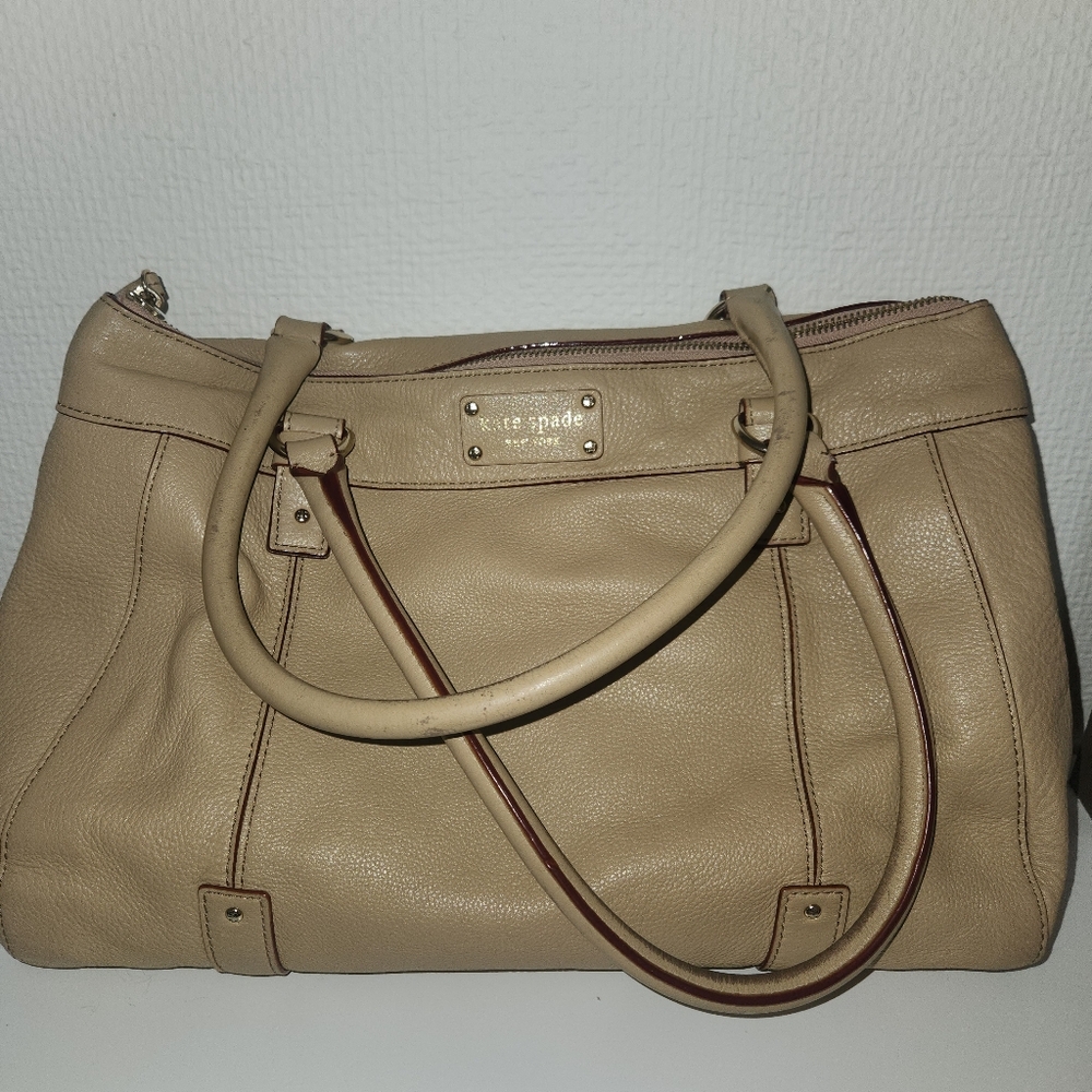 Kate Spade shoulder bag.  Leather taupe neutral.  Large.